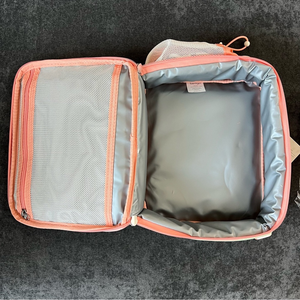 NWT Bentgo Kids Lunch Bag and Water Bottle
Whimsy & Wonder Prints Collection - Picture 5 of 16